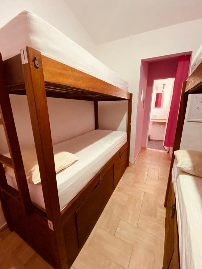 Kuara Hostal *